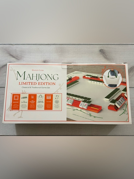 Maison Lude Other - NIB Mahjong Limited Edition Game Set Game Mat, Carry Bag, Tiles & Bag, 4 Racks